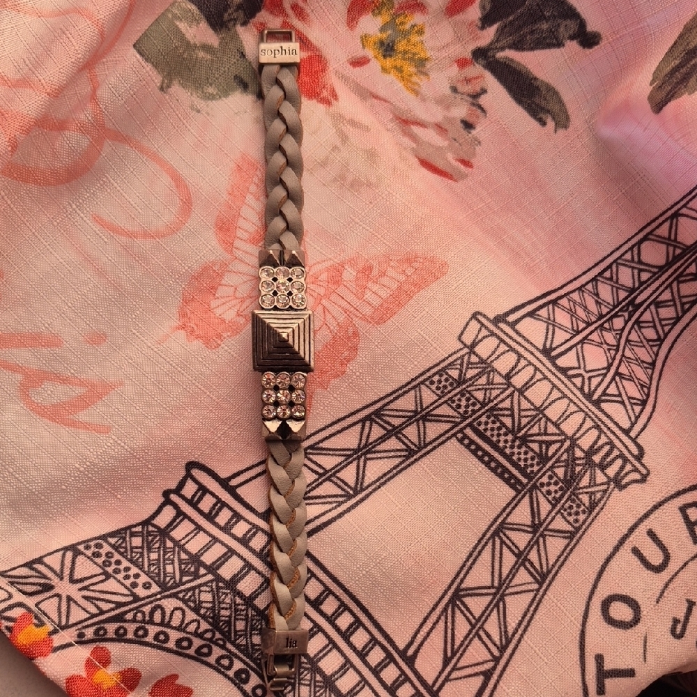 Lia Sophia Silver and Gray Braided Bracelet (J21) - Picture 4 of 5